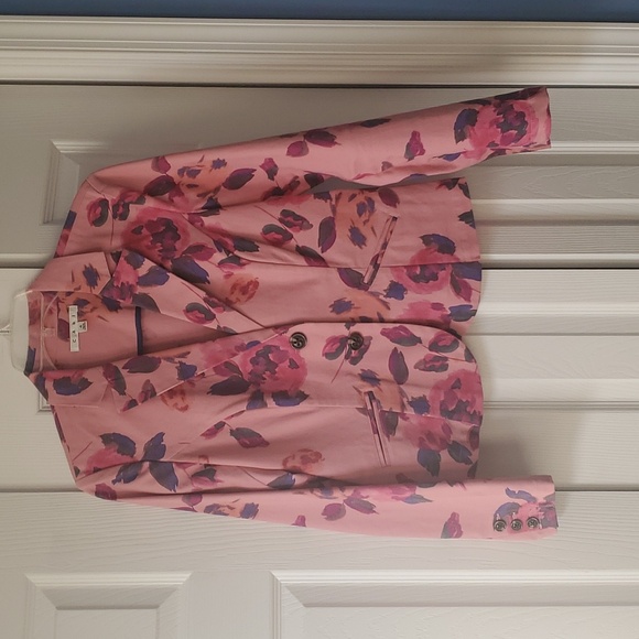 cabi #804--rose garden jacket - Picture 1 of 6